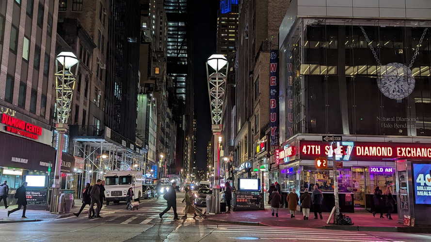 NYC_2024-02-05 18-52-22_PXL_20240205_235222855.NIGHT